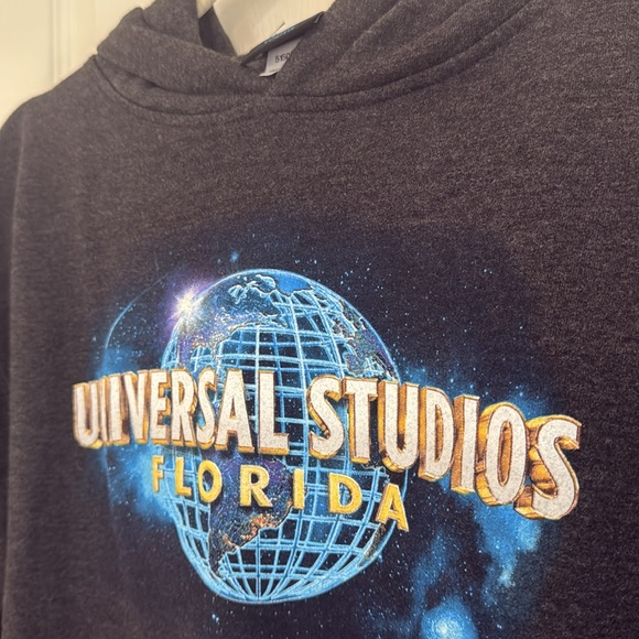 Universal Black Sweater Classic Pullover - Picture 8 of 9